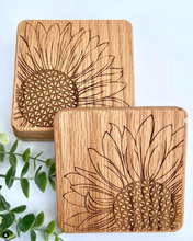 Load image into Gallery viewer, Oak Coaster set - Sunflower